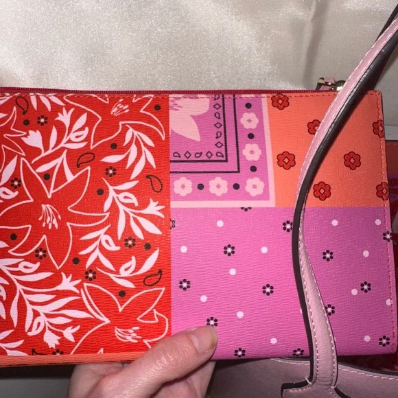 Kate Spade Pink Tote Bag with detachable clutch and dust bag. - Picture 8 of 11